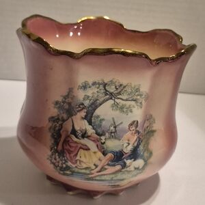 Vintage Pink Gold-Trim Decorative Porcelain Planter